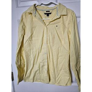 Tommy Hilfiger Size Medium Button Down